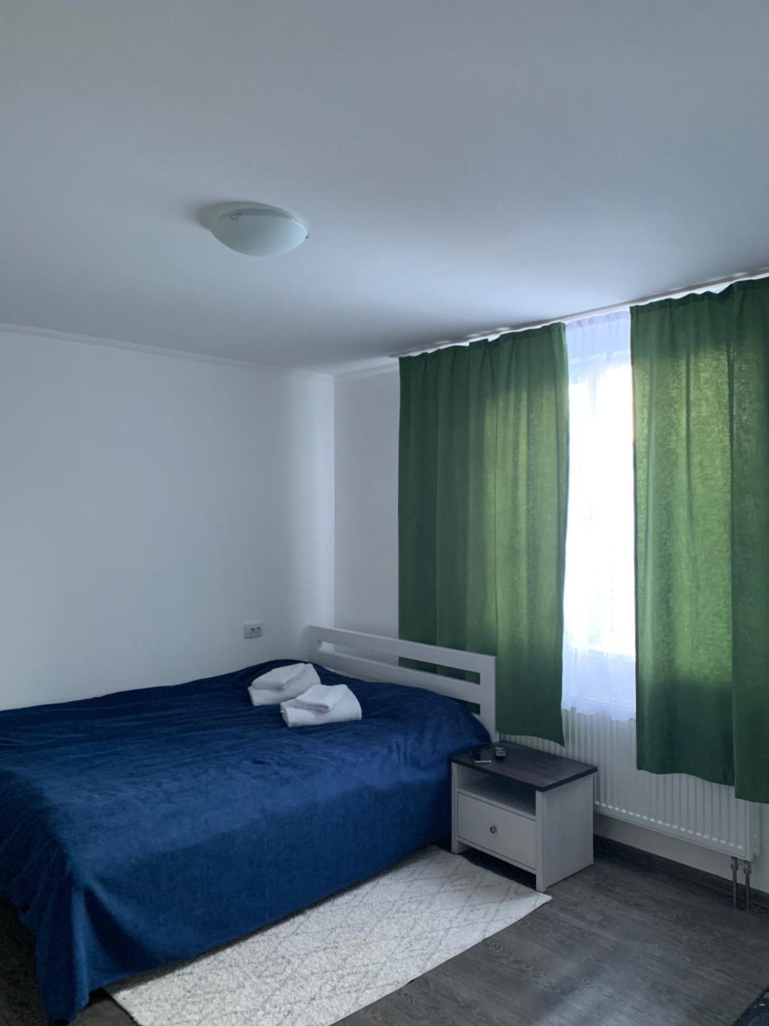 Серце Карпат Hotell Jasinja Exteriör bild